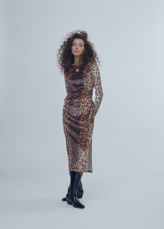 Langes Kleid mit Animal Print