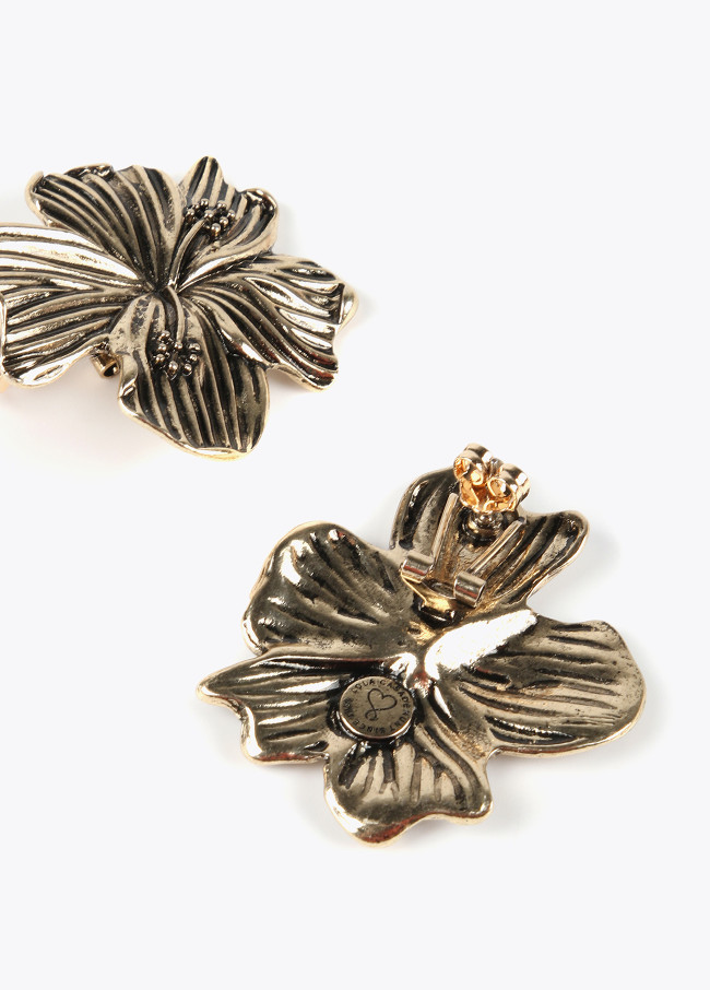 Flower earrings