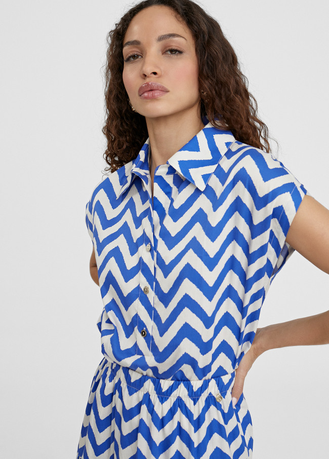 Zig-zag striped blouse