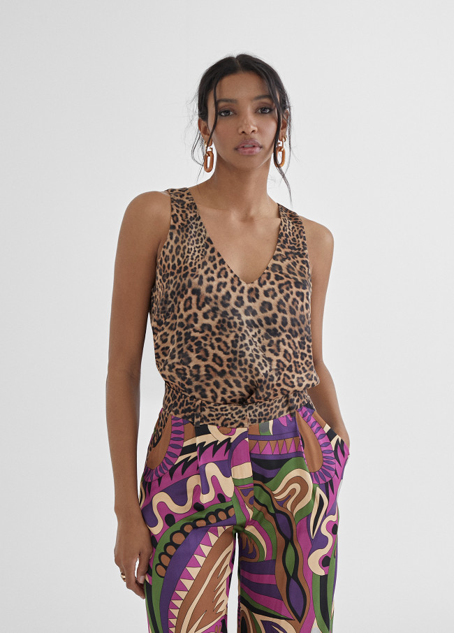 Top mit buntem Print