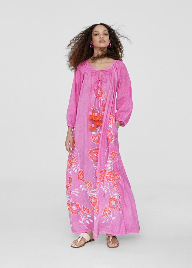 Langer Kaftan mit Stickerei