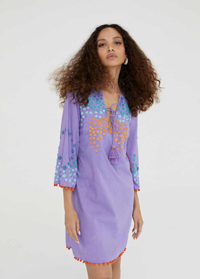 Caftan court avec broderie